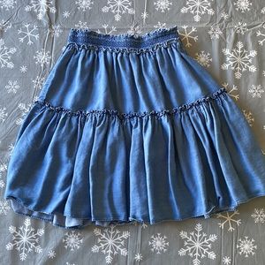 Kate Spade Broome Street chambray smocked skirt in size small.